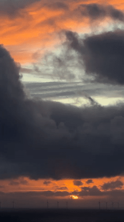 Dramatic sunset display captivates observers along Fécamp coastline