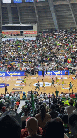 Crowded Basketball Game Draws Large Crowds in La Asuncion