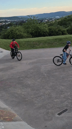 Bike tricks and riding at Trier skatepark