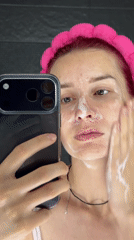 Woman documents morning skincare routine via selfies in Russia