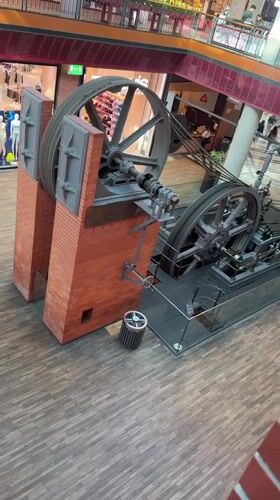 Historic steam engine displayed at Matosinhos shopping mall