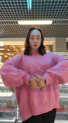 Woman spends morning shopping and dining at Izhevsk mall
