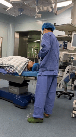 Surgery documented at Yuzhong District hospital operating room