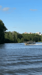 Spring afternoon brings boat traffic, water sports to Minsk rivers