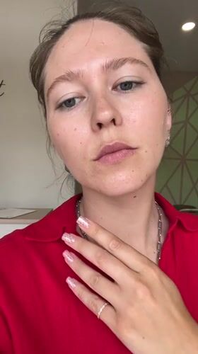 Woman gets polka dot manicure in Podgorica salon