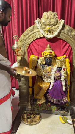 Religious ritual and street food preparation observed in Bengaluru