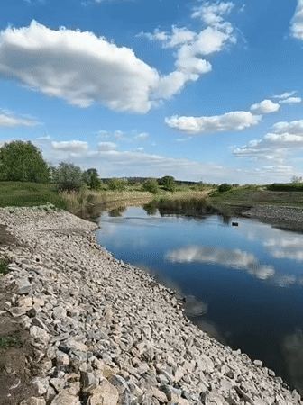 Peaceful riverside gathering documented in Kryvyi Rih, Ukraine