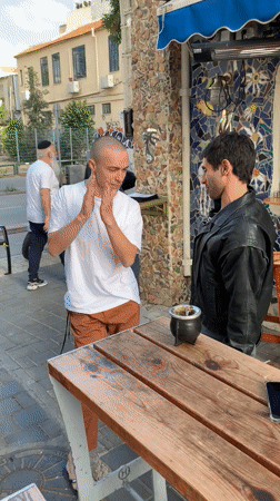 Tel Aviv street life: dining, cycling, dogs captured