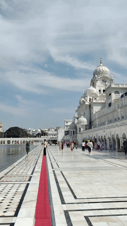Morning pilgrims visit Golden Temple complex in Amritsar