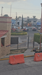 Evening neighborhood scenes captured in San Bernardino Tlaxcalancingo