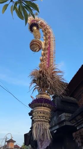 Balinese ceremonial structures and street life in Denpasar