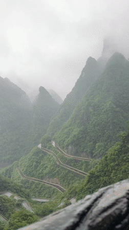 Rainy cable car ride documented at Tianmen Mountain, China