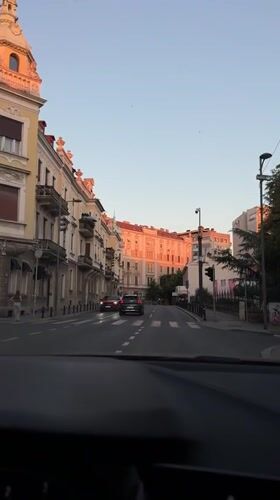 Motorist captures routine drive through Belgrade's diverse cityscape