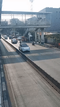 West Jakarta transit corridor, street level and above