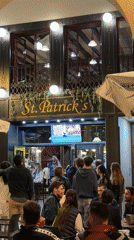 Night crowds gather in Logroño for soccer and street socializing