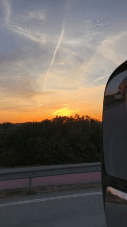 Sunset observed from moving vehicle near Riba-roja de Túria