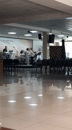 Musical group performs in empty hall in Kherson