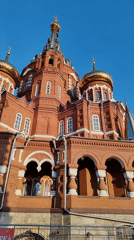 Izhevsk residents document cathedrals, Easter displays, street life