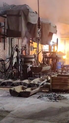 Metal foundry operations observed in Noviy, Russia