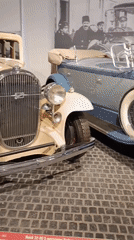 Vintage car collection documented at Verkhnyaya Pyshma museum