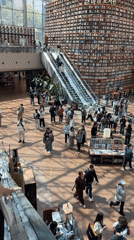 Late-night documentation of Seoul's Starfield Library and surroundings