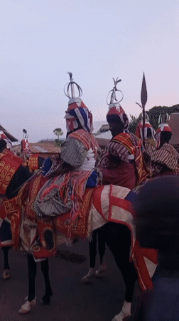 Traditional ceremonial procession draws crowds in Arawa, Nigeria