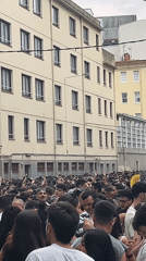 Summer street gathering draws big crowds in A Coruña
