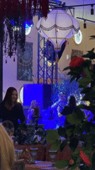 Evening dining and entertainment captured across Russian restaurants
