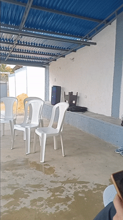 Family pool gathering captured in El Eneal, Venezuela