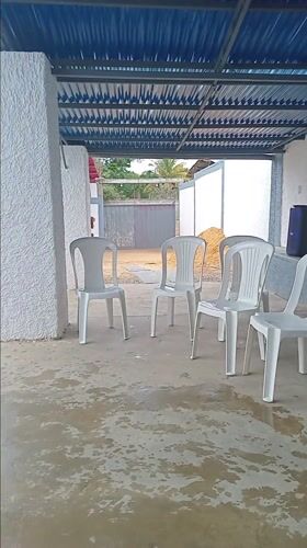 Family pool gathering captured in El Eneal, Venezuela
