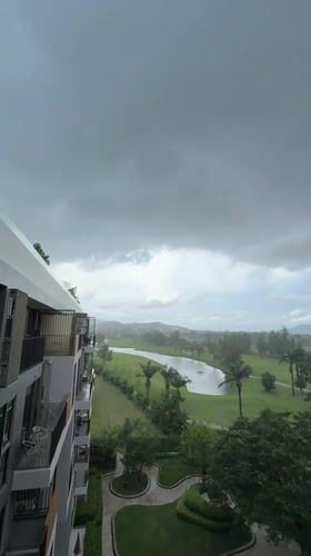 Heavy rain hits Choeng Thale golf course area