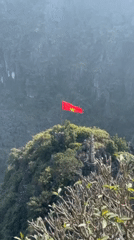 Tourist documents northern Vietnam landscapes, caves, and temples
