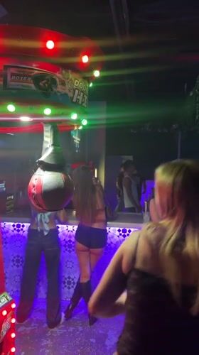 Early morning crowds pack Tampa nightclub inside and out