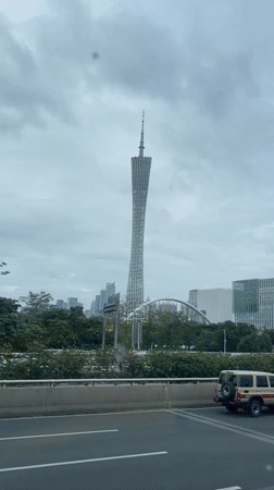 Commuter captures Guangzhou skyline views from moving vehicle