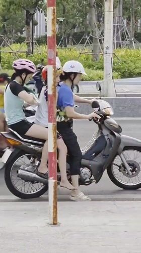 Daily life scenes captured across Nha Trang beaches and streets