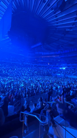 Male performer draws packed crowd at New York arena concert