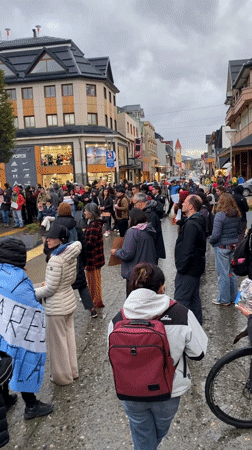 Glacier protection protest held in Ushuaia, Argentina