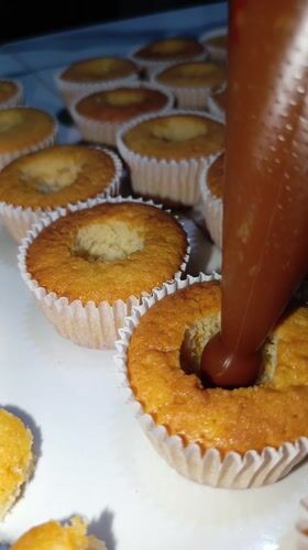 Evening food prep and home life documented in Tinaquillo