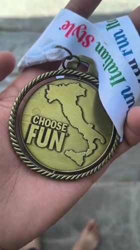 Personal items including Italian cruise medal documented in Haini