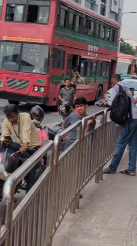 Morning traffic congestion and fuel shortages reported in Dhaka