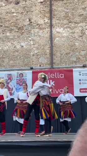 Calella Folk Festival fills an outdoor stage with traditional dance and song