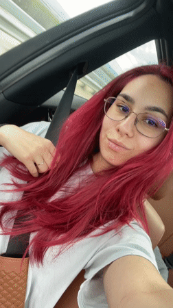 Red-haired woman spotted in car, bathroom in Karlovo