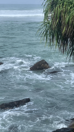 Rough seas documented along Sri Lankan coast near Goviyapana