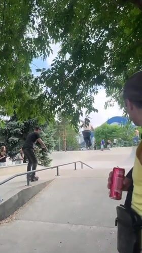Youth skate gathering with art activities in Krasnoyarsk park