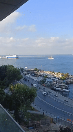 Bosphorus morning views from Üsküdar, Maiden's Tower center frame