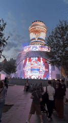 Evening light festival draws crowds to Moscow public space