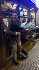 Man in grey hoodie spotted outside Buenos Aires restaurant