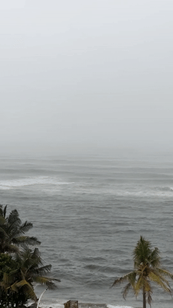 Storm hits Colombo coast with rough seas, reduced visibility