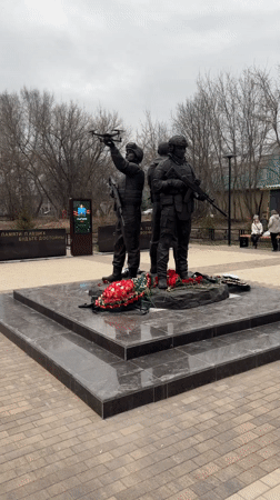 Military monument with three soldier statues observed in Kungur