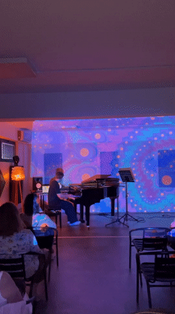 Piano-violin duo performs intimate concert in Tivat venue